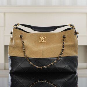 Chanel 25a suede khaki color-block hobo tote small bag